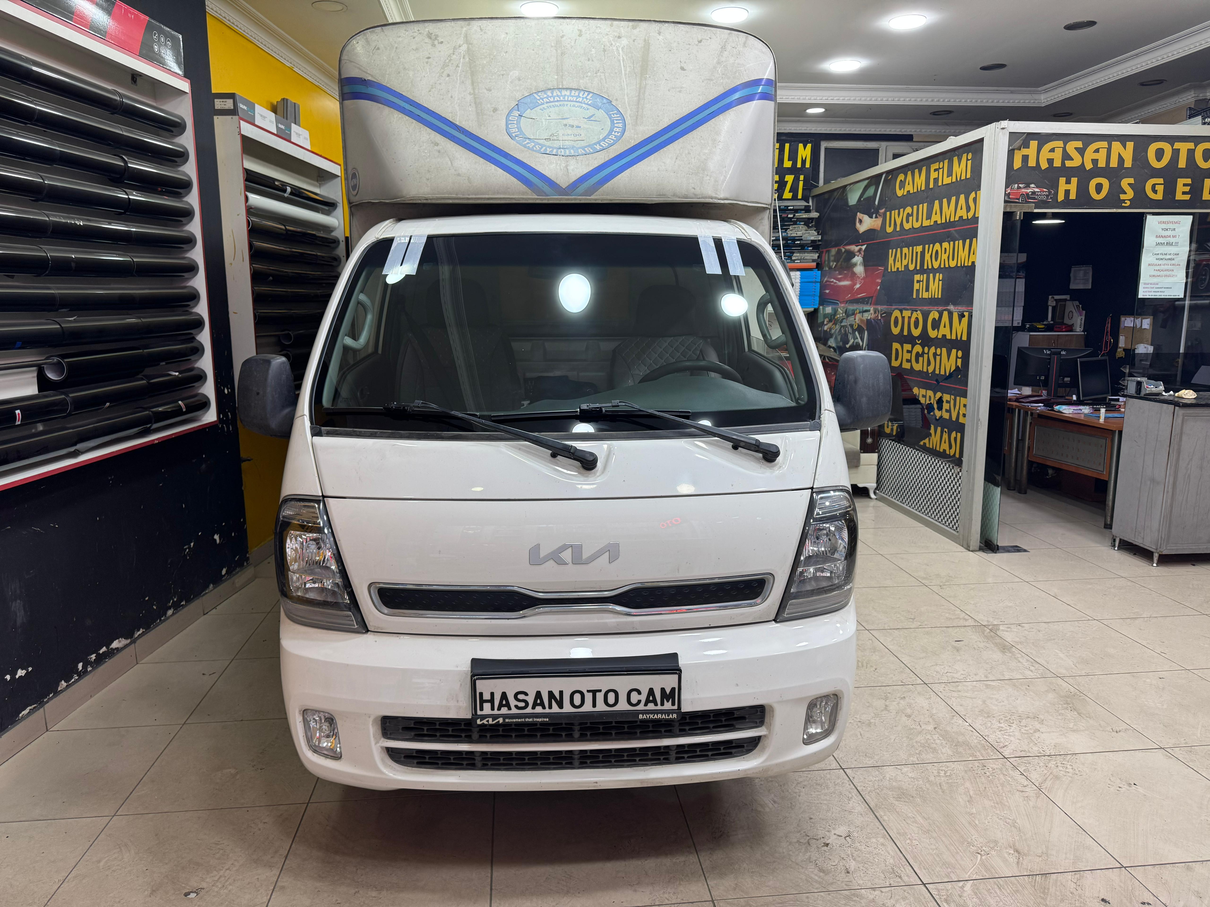 KİA BANGO ÖN CAM 5800 TL MONTAJ DAHİL İSTANBUL