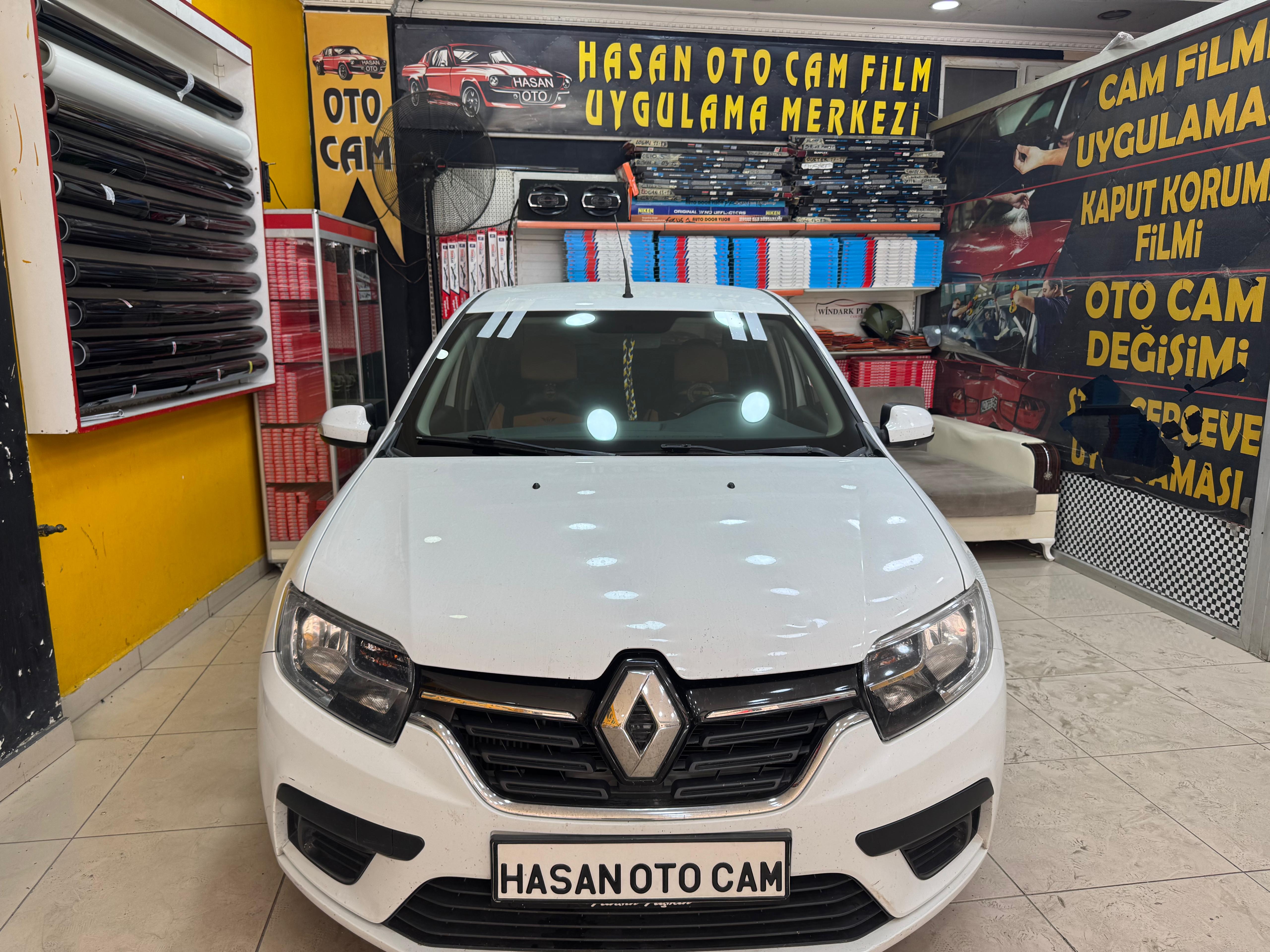 RENAULT SYMBOL ÖN CAM 6000 TL MONTAJ DAHİL İSTANBUL