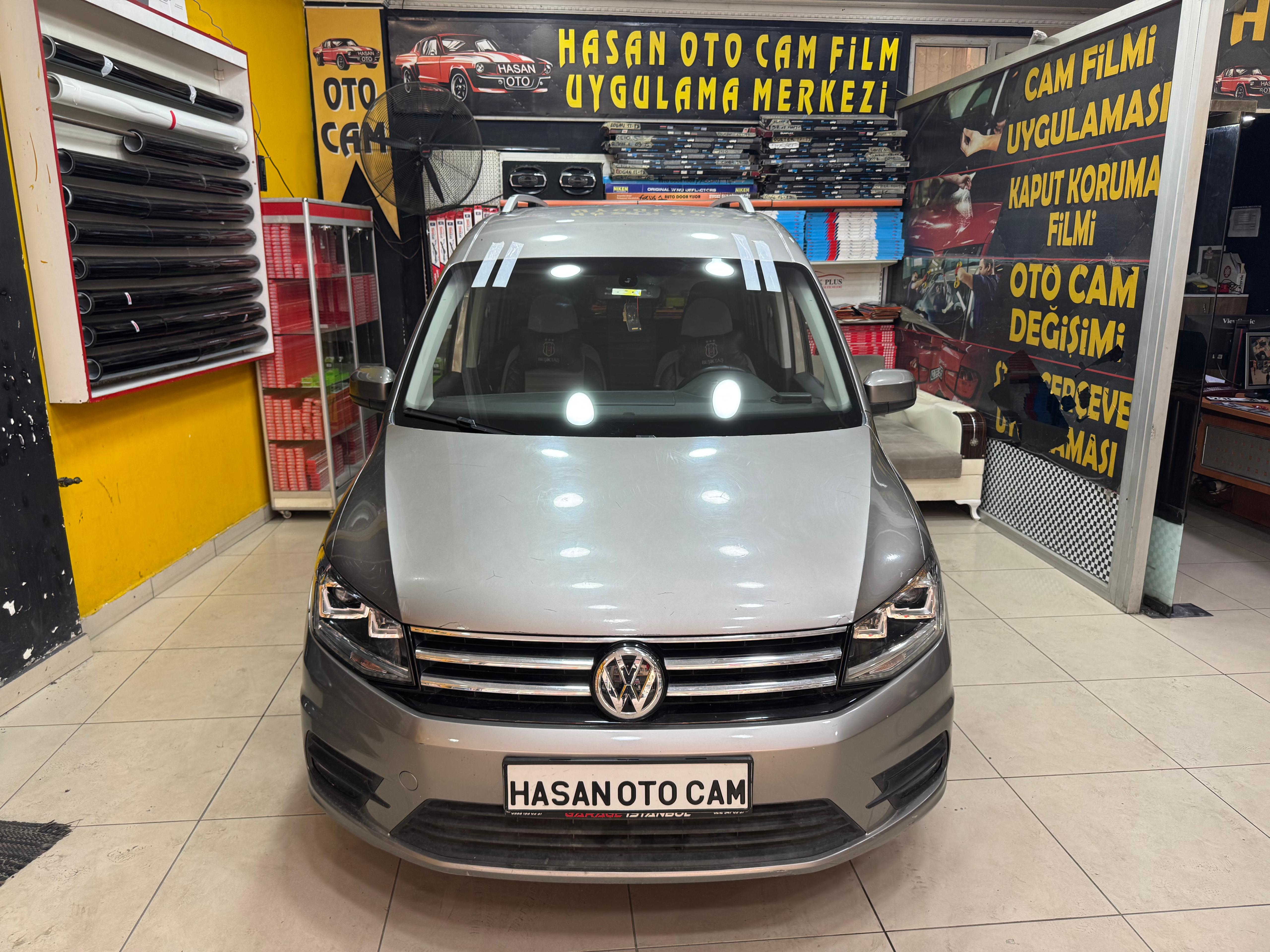 VOLKSWAGEN CADDY ÖN CAM 7500 TL MONTAJ DAHİ